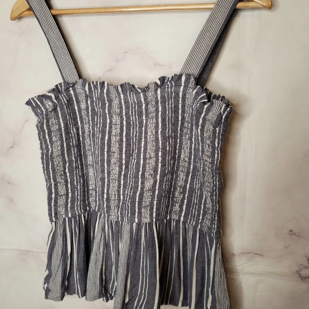 LOFT blue white stripe smocked ruffle tank top M - Picture 5 of 8